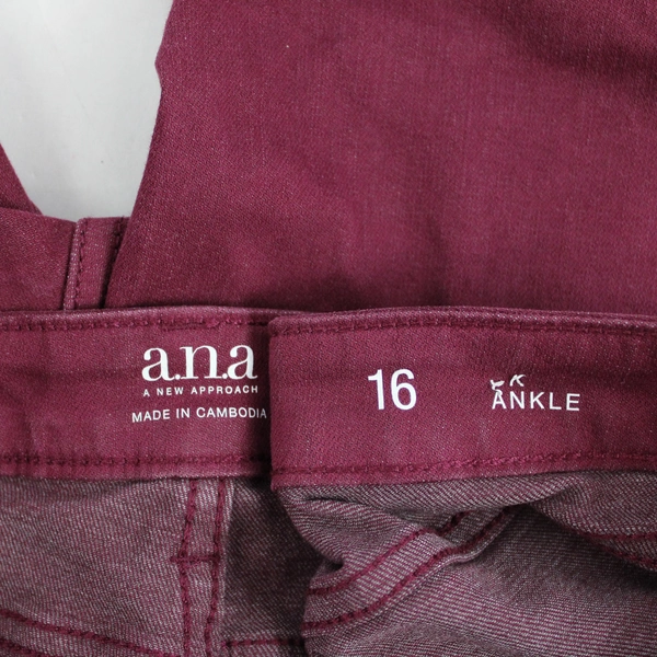 A New Approach Maroon Ankle Jeans Women's Size 16