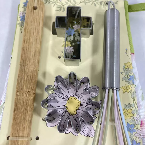 Core Kitchen 5 Piece Oven Mitt And Baking Set