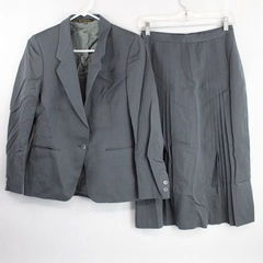 Vintage 2 PC Union Made Gray Pure Wool Skirt Suit Women's Size 8 Flawed