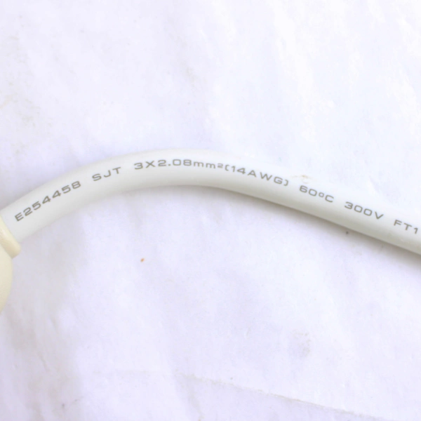 3 Outlet Wall Tap Power Strip Adapter 3.5 ft White 300V