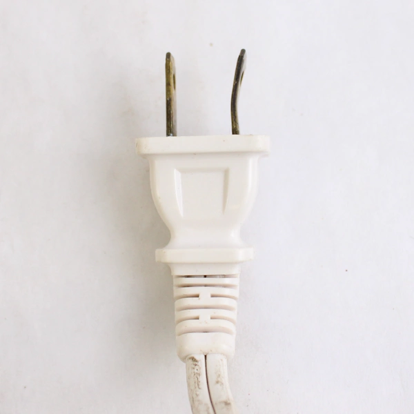 15 Ft 2-Prong Extension Cord Power Cable Outlet Saver White