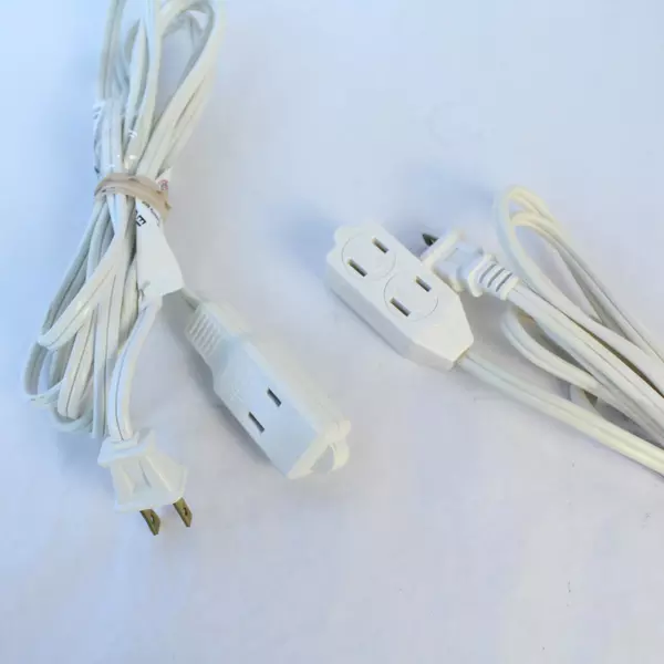 Lot of 2 Two-Prong 9ft Extension Cords Electrical Power Cords Home Use