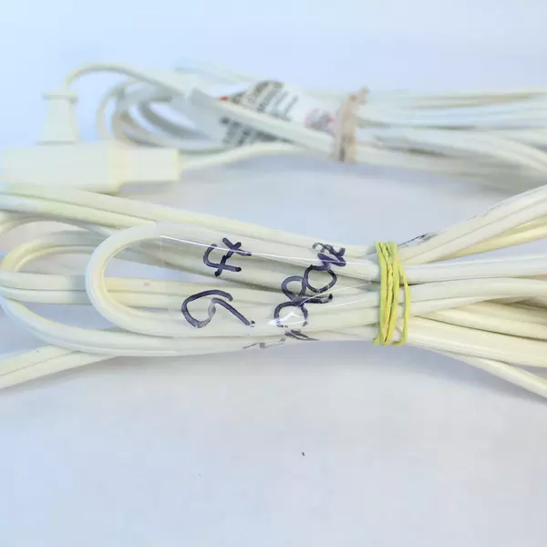 Lot of 2 Two-Prong 9ft Extension Cords Electrical Power Cords Home Use