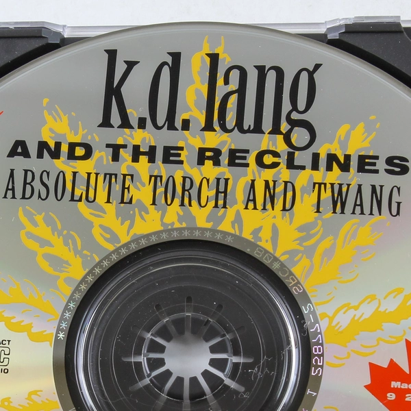 k.d. Lang Absolute Torch and Twang CD 1989 - Cracked Case, As-Is