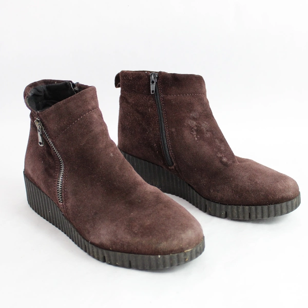 The Flexx Easy Does It Comfort Booties Women's Size 8.5