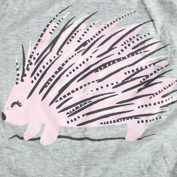 Cat & Jack Gray and Pink Hedgehog Graphic T-Shirt Girls' Size M 7-8