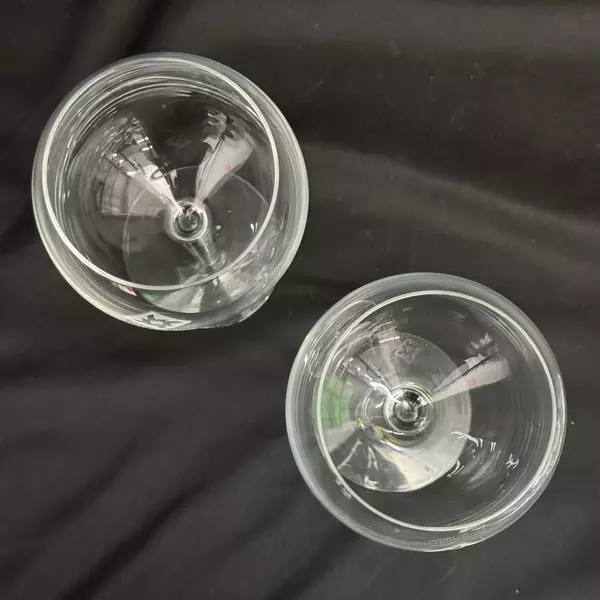 Set of 2 Black Butte Ranch 2012 Championship Runner Up Crystal Red Wine Glasses