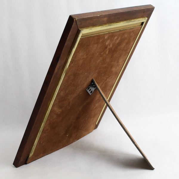 Unbranded Woodgrain Gold Rimmed 8x10 in. Photo Frame Easel Stand