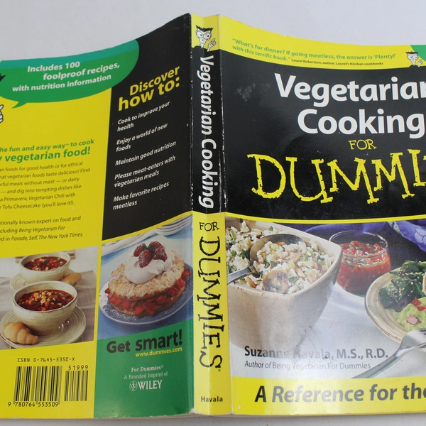 Vegetarian Cooking for Dummies Suzanne Havala 2001 Wiley Publishing Paperback
