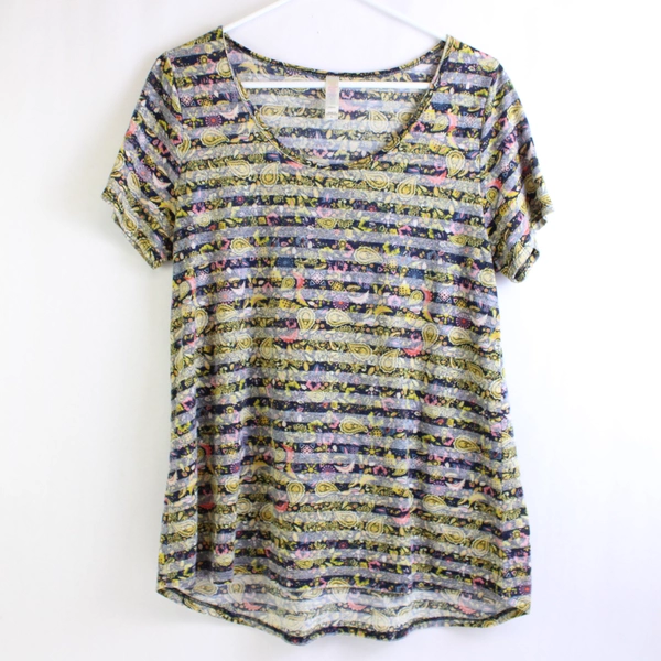 LuLaroe Large Women's Purple Floral Design Short Sleeve T Shirt