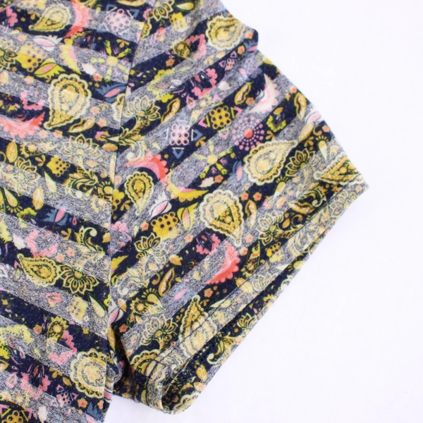 LuLaroe Large Women's Purple Floral Design Short Sleeve T Shirt