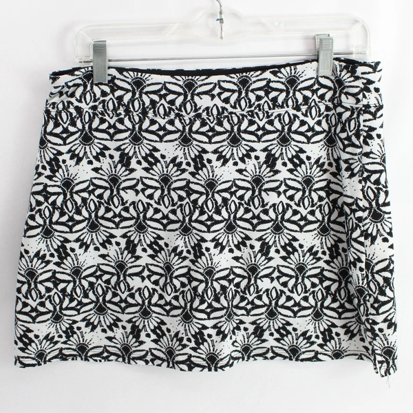 Empire Sportswear Black White Abstract Design Skort Women's Size M