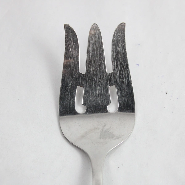 Oneida Malibu Toast Fork Stainless Steel With Floral Handle Pattern