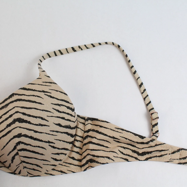 Target Glittery Beige Tiger Stripe Pattern T-Shirt Bra Women's Size 36B