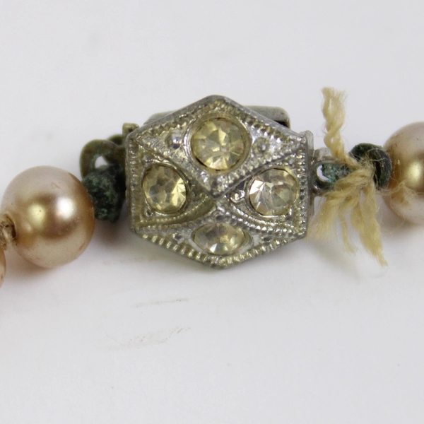 15" Faux Gold Pearl Necklace Silver Clasp with 4 Colorless Stones Vintage