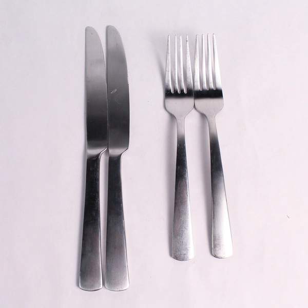 Set of 4 Oneida Anderson Stainless Steel 2 Dinner Forks and 2 Dinner Knives