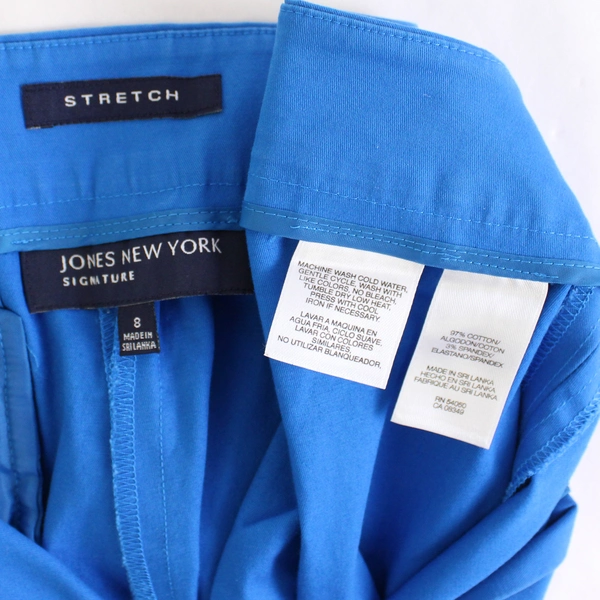 Jones New York Women's Size 8 Cerulean Blue Stretch Flat-Front Bermuda Shorts