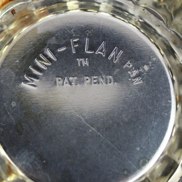 Lot of 6 Ruffled Mini Flan Or Tart Pans 4 Inch Diameter 