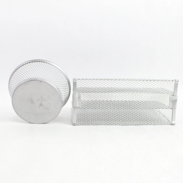 Lot of 2 Unbranded Silver-Toned Metal Wire Desk Letter Trinket Organizers