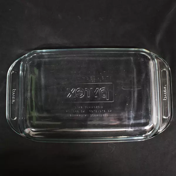 Pyrex 7 x 11 Inch 2 Quart Teal Tint Baking Dish 2232