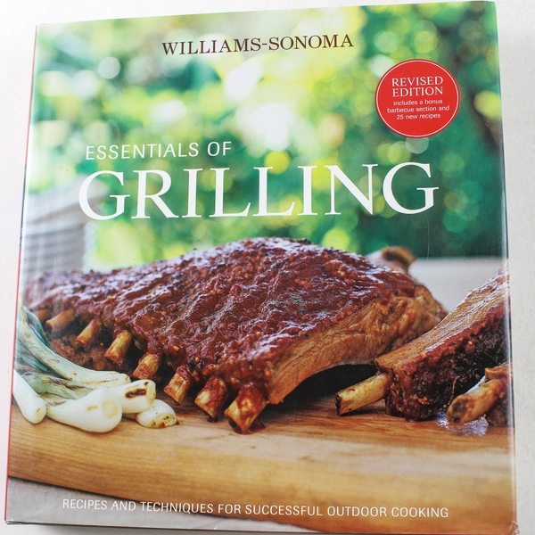 Essentials of Grilling by Melanie Barnard 2006 Hardcover - Good Condition