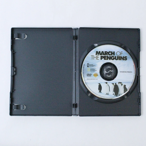 March of the Penguins DVD Narrated by Morgan Freeman 2005 Pre-Owned Rental