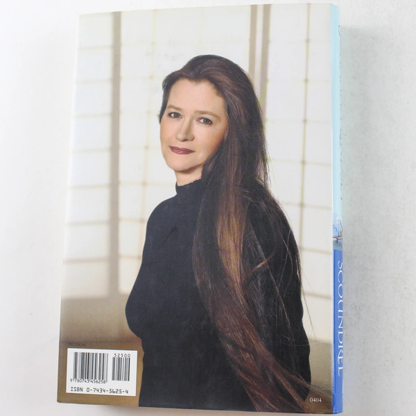 A Loving Scoundrel by Johanna Lindsey 2004 Hardcover - Good Condition