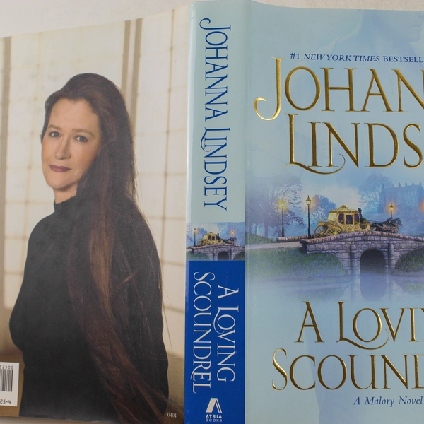 A Loving Scoundrel by Johanna Lindsey 2004 Hardcover - Good Condition