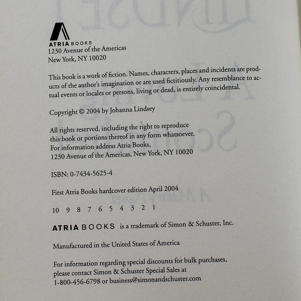 A Loving Scoundrel by Johanna Lindsey 2004 Hardcover - Good Condition