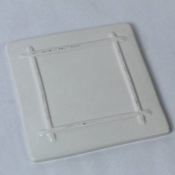 Gibson Designs 5.75" Ceramic Trivet with White Roses - Good Condition