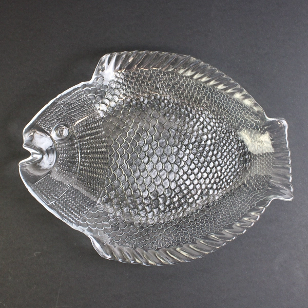 Vintage Pasabahce Clear Glass Marine Fish Plate 10.25 x 8 Inch Dinnerware