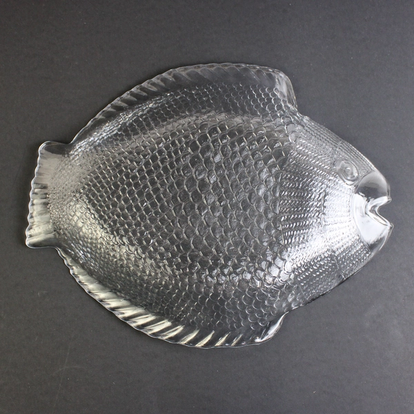 Vintage Pasabahce Clear Glass Marine Fish Plate 10.25 x 8 Inch Dinnerware