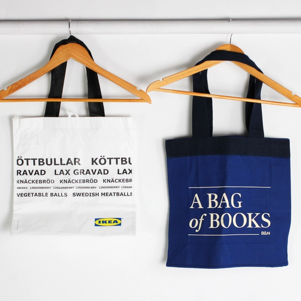 Lot of 8 Pre-Owned Retail Reusable Tote Bags Flawed