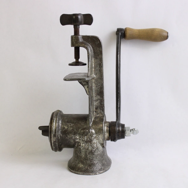 Vintage Keystone Counter-Mounted Manual Meat Grinder Model 20