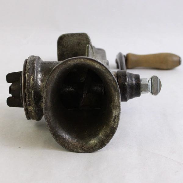 Vintage Keystone Counter-Mounted Manual Meat Grinder Model 20