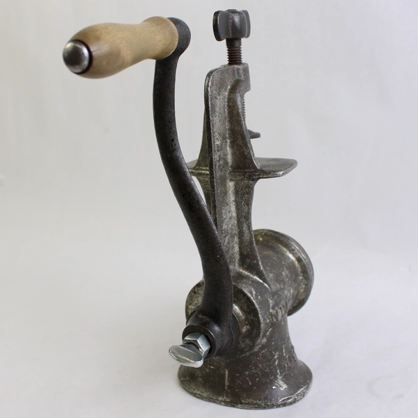 Vintage Keystone Counter-Mounted Manual Meat Grinder Model 20