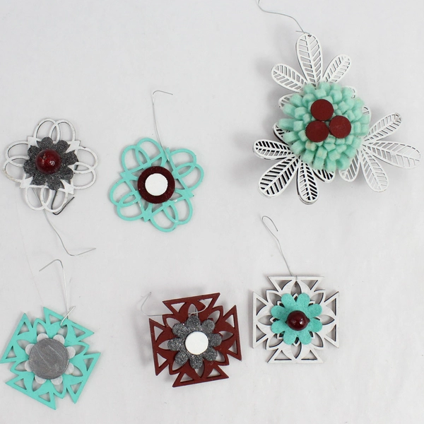 Lot of 9 Mint Green and Red Christmas Tree Ornaments