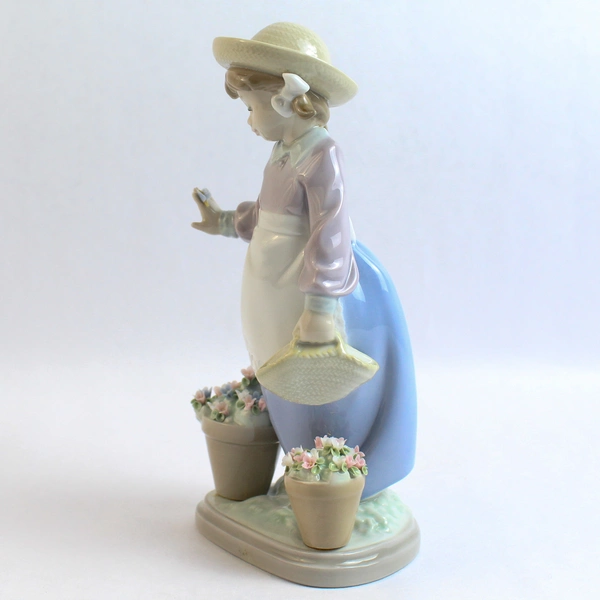 1988 Lladro Porcelain Hello Flowers Figurine 5543 Retired Original Box