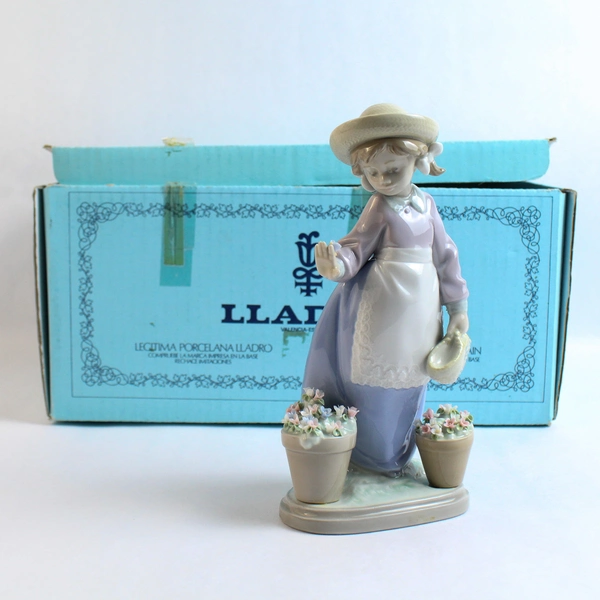 1988 Lladro Porcelain Hello Flowers Figurine 5543 Retired Original Box
