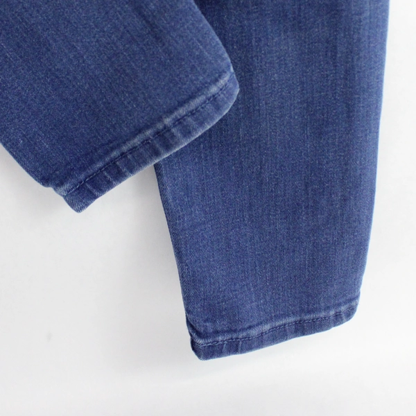 Levi Teen Girl's Blue Tapered Jeans Size 10 Regular Fit