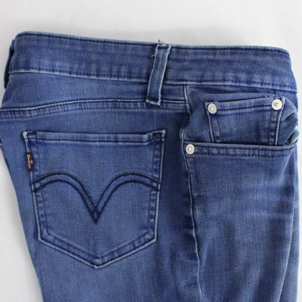 Levi Teen Girl's Blue Tapered Jeans Size 10 Regular Fit