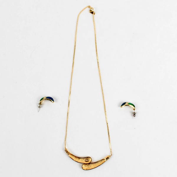 3 Pc Set Unmarked Gold-Tone Necklace and Earrings Blue and Green Designs