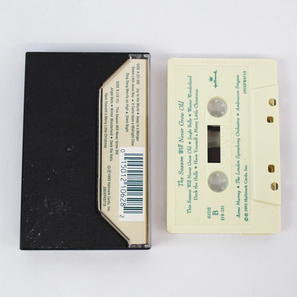 Hallmark Ann Murray Christmas Cassette Tape 1993 The Season Will Never Grow Old