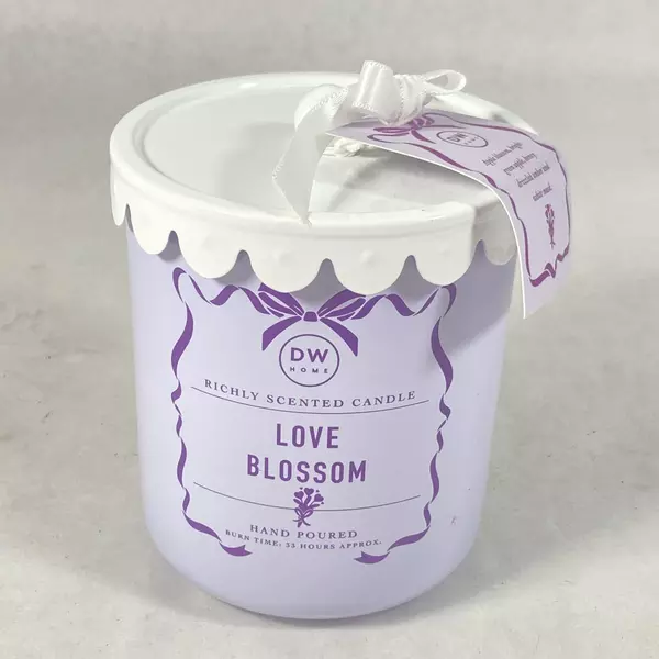 DW Home Love Blossom Candle Apple Blossom Honey Musk Scent