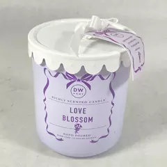 DW Home Love Blossom Candle Apple Blossom Honey Musk Scent
