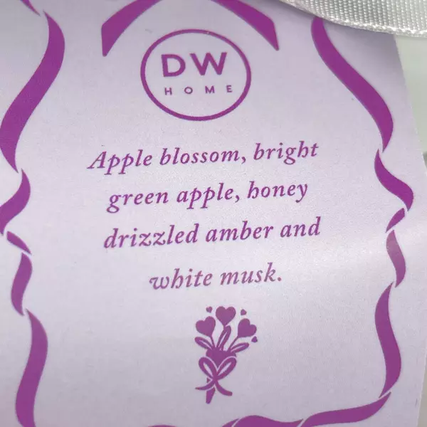 DW Home Love Blossom Candle Apple Blossom Honey Musk Scent