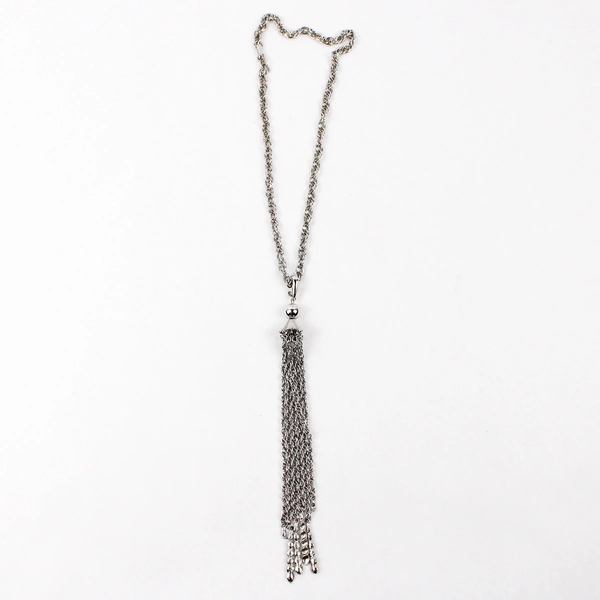 Unmarked Silver-Tone Chain Necklace With Dangling Chains