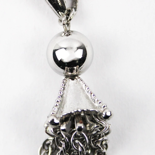 Unmarked Silver-Tone Chain Necklace With Dangling Chains