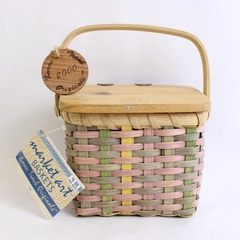 Karen Traub Originals Woven Basket Lid Handle Vintage 2000 Mauve Blue Country