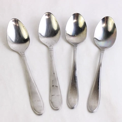 Set of 4 Cambridge Evanston Stainless Steel Teaspoons
